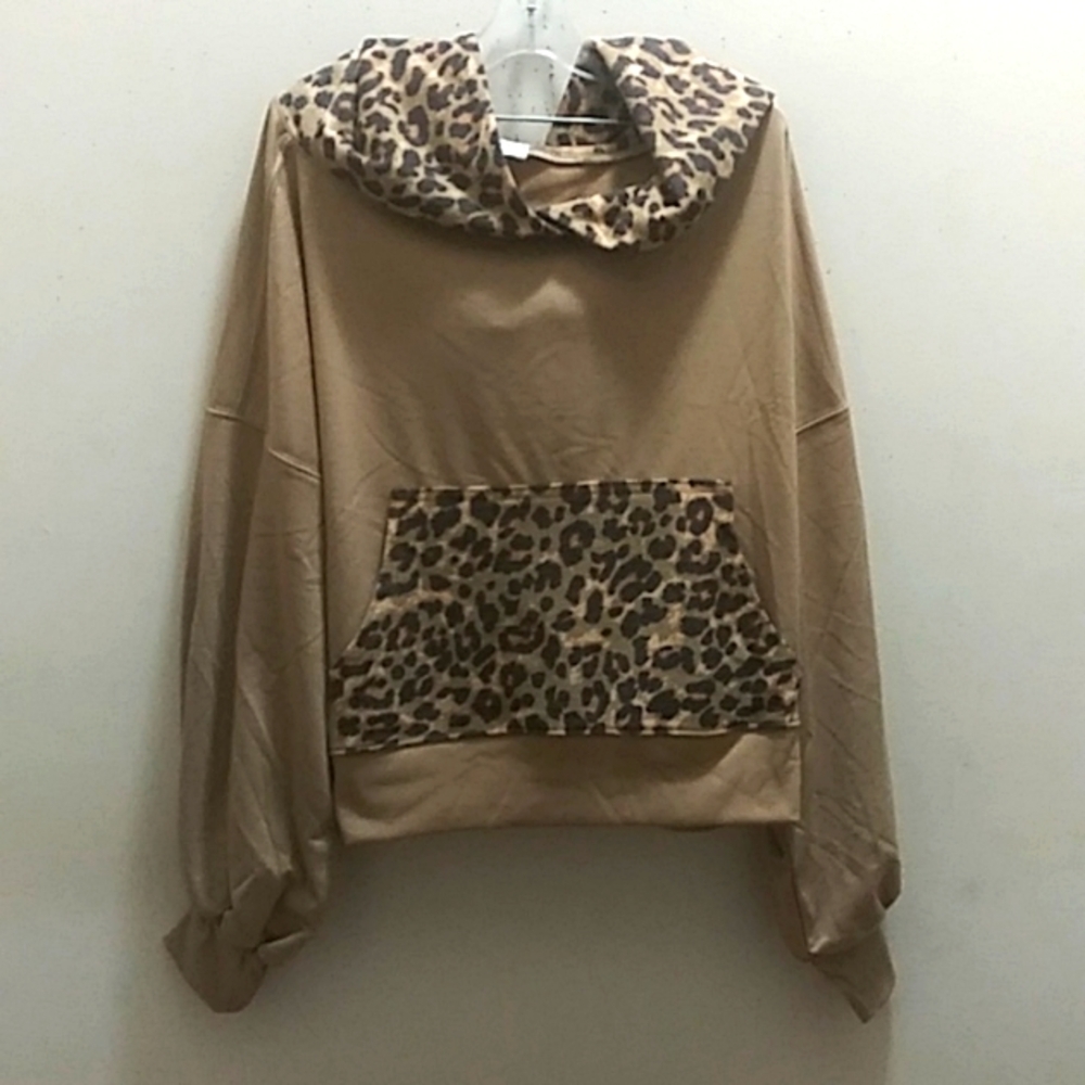 Zenana women's crop top sweater size L